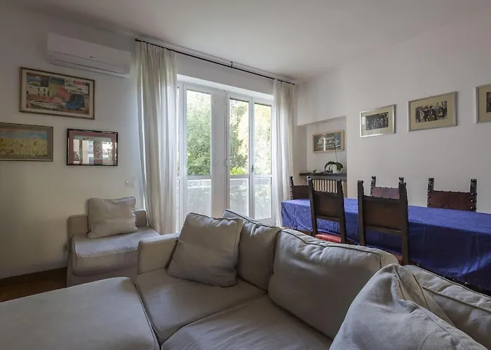 Apartment Auditorium Enchanting *