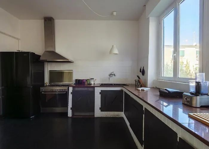 Apartment Auditorium Enchanting *